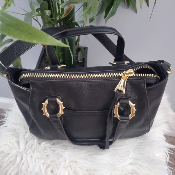 Aimee Kestenberg Black Soft Leather Shoulder Bag - Picture 6 of 14